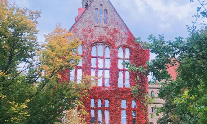 The main quadrangle at the University of Manchester