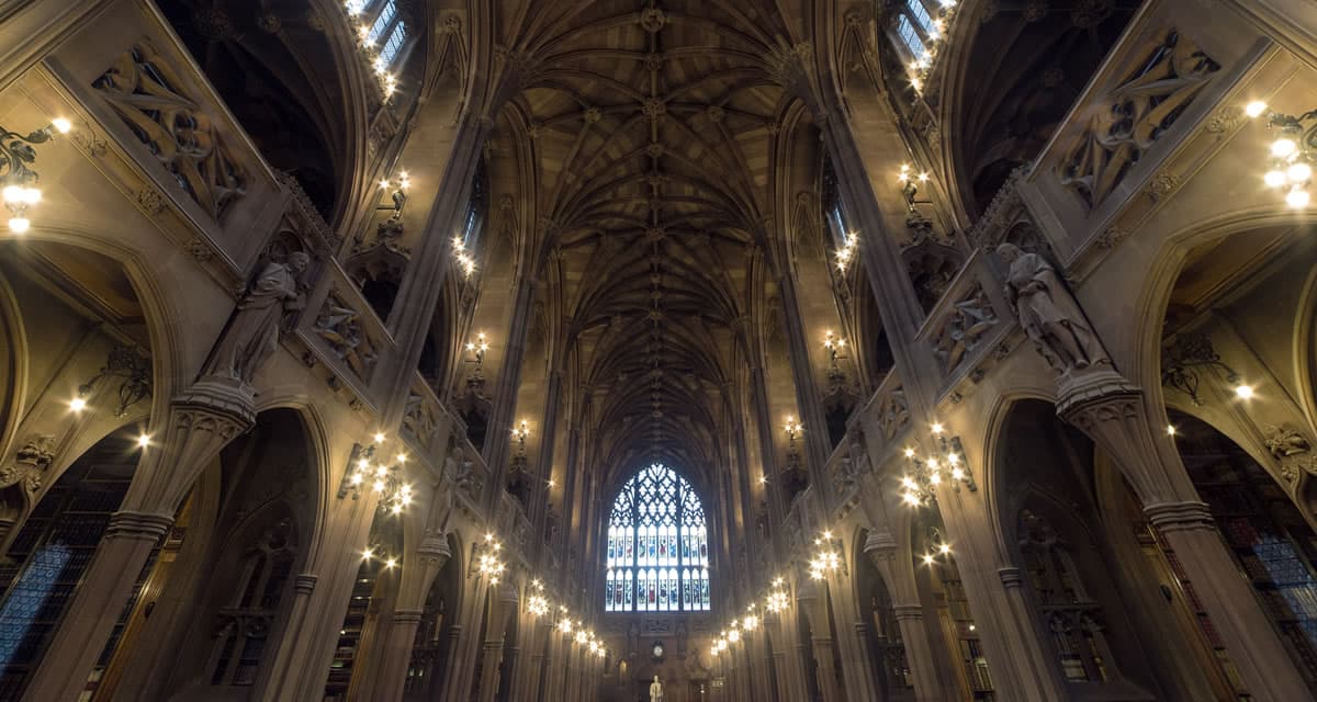 My recommended list of places to visit in Manchester - John Rylands