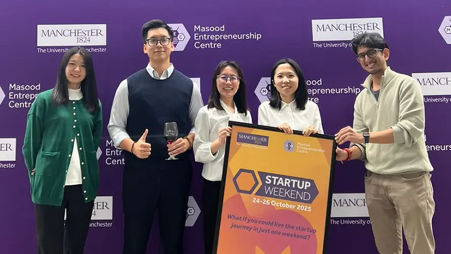 A group of students at the startup weekend event at Alliance MBS.