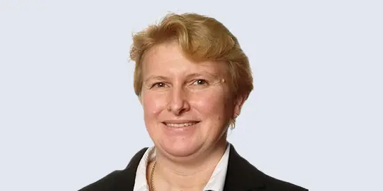 Head and shoulder image of Tracey Herrick