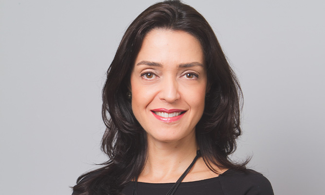 Ana Vitellia from Alliance Manchester Business School