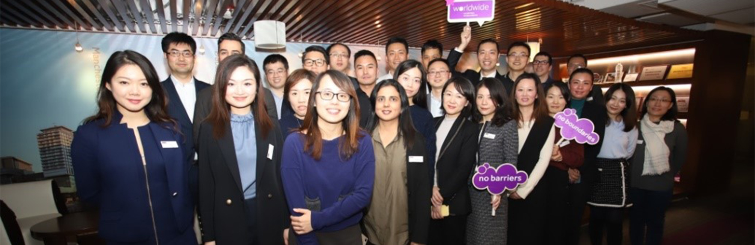 A group of students at the welcome event for the Global MBA programme in China